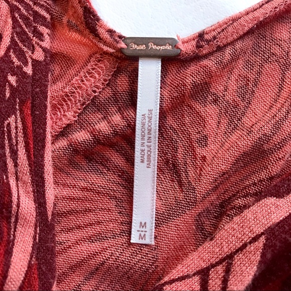 Free People ‘Amour’ Flowy Cold Shoulder Top Med - Picture 4 of 9